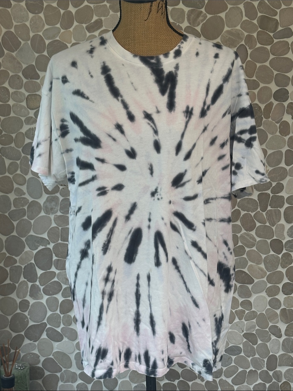 Hollister Black & Light Pink Spiral Tie-Dye Crewneck Tee